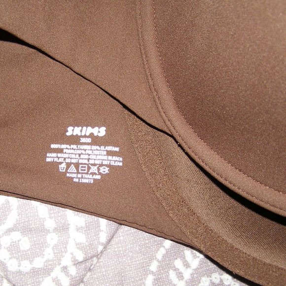 NWT SKIMS 36DD Bra in Cocoa - Picture 6 of 7